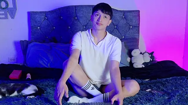 SaNti ll online show from May 25, 12:00 pm