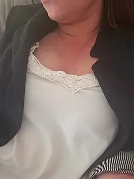 Snapshot of openstes14 chatting on April 11, 12:53 pm openstes14 online show from April 11, 12:53 pm