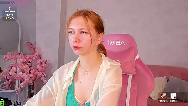 Sienna Nyx online show from June 15, 9:11 am