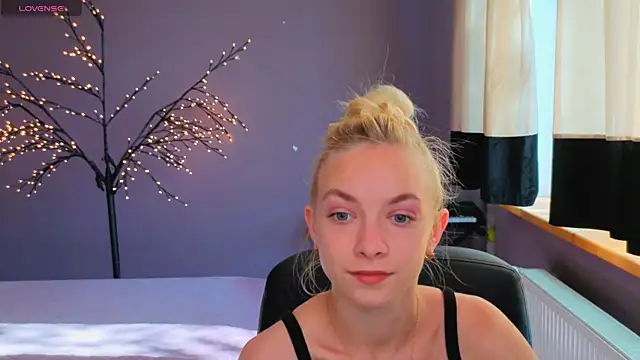 SonnySofia online show from June 9, 5:41 am