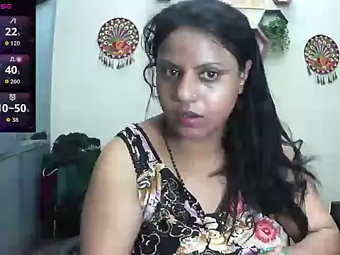 Snapshot of Aapki_Komolika chatting on June 13, 3:26 am Aapki Komolika online show from June 13, 3:26 am