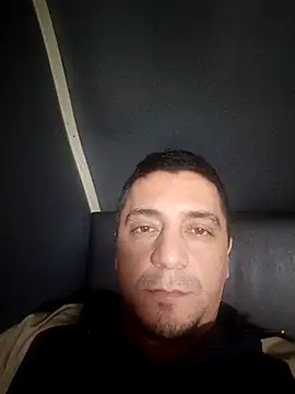 LEFTER26 online show from April 6, 6:31 pm