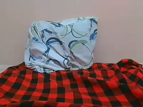 Snapshot of BabySwit chatting on May 15, 5:14 am BabySwit online show from May 15, 5:14 am