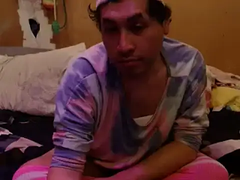 spiZZyToaT online show from April 7, 3:40 am