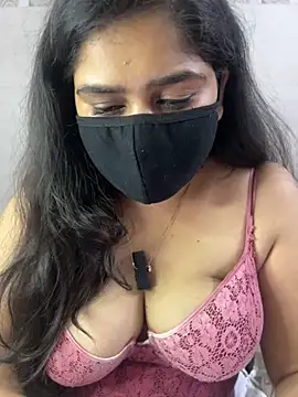 sarasofiaa  online show from June 6, 5:39 pm