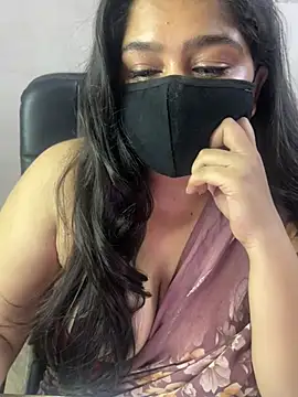 sarasofiaa  online show from June 24, 5:56 pm