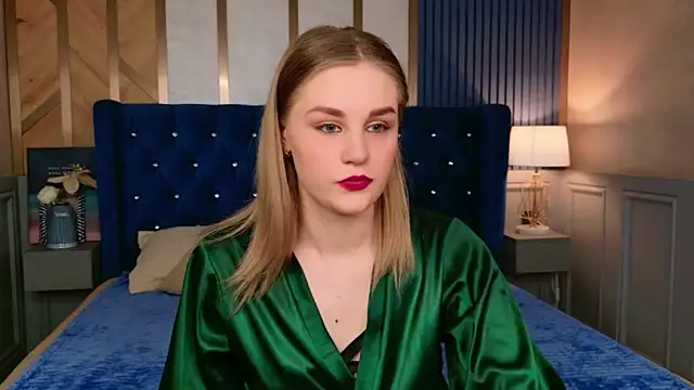 Molly Voses online show from May 7, 8:36 pm
