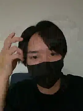 Snapshot of dadamaruu chatting on April 21, 1:50 pm dadamaruu online show from April 21, 1:50 pm