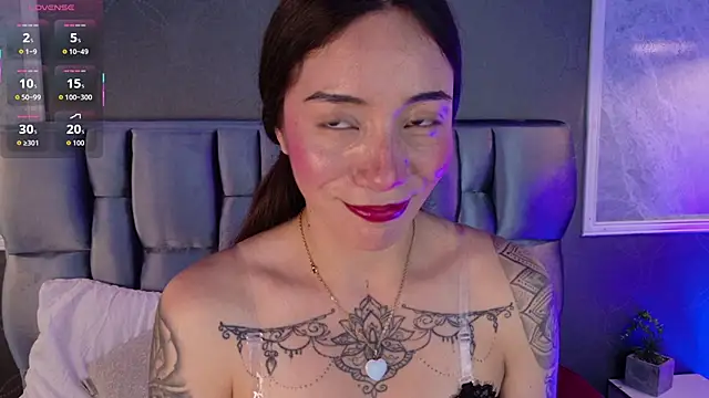 Cata Jonees online show from June 11, 7:56 pm