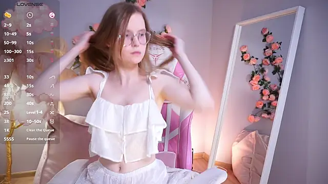 More Sonne online show from June 11, 1:31 pm