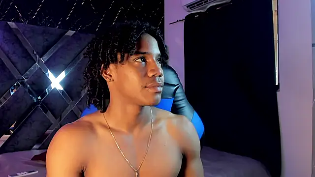 axel silva4 online show from April 30, 8:57 pm