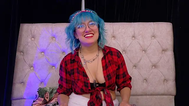 Zafiro Kitsune online show from June 30, 3:51 am