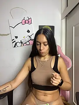 DulceLatinaxo online show from July 7, 6:47 am