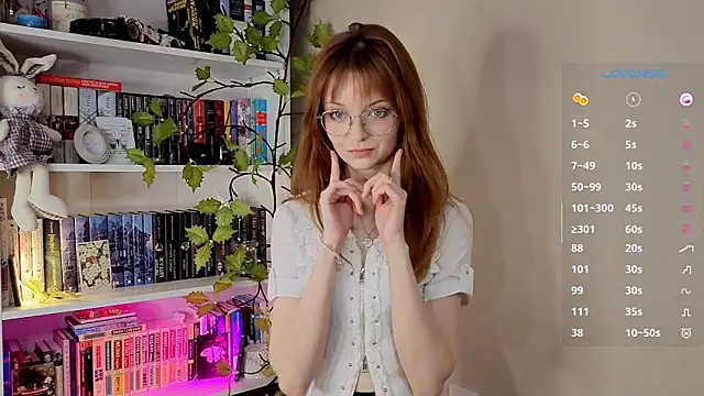 Lilyrin online show from April 26, 7:55 pm