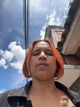 Mia 0-4 online show from July 31, 5:45 pm