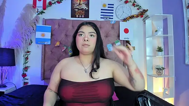 ROSELEI  online show from July 10, 5:23 am
