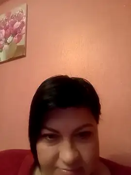 Snapshot of LeraSwan33 chatting on April 8, 5:51 am LeraSwan33 online show from April 8, 5:51 am