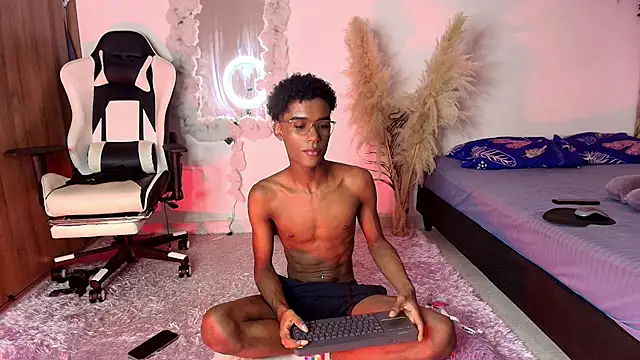 IamAndrey online show from July 8, 11:20 pm