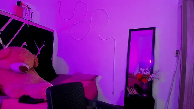 evelott allenx online show from June 22, 10:51 pm
