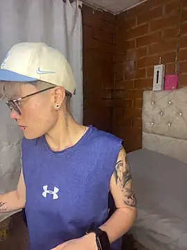 Megan-c online show from July 18, 7:01 am