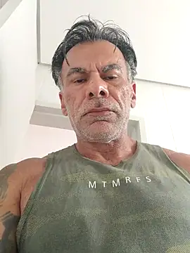 Rodrigo0671 online show from April 8, 6:41 pm