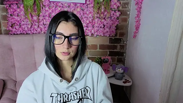 darknesscosplayer56 online show from April 8, 11:16 pm