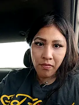 itsyafavgirll online show from April 11, 8:24 pm