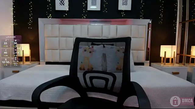aria bloomer online show from June 8, 12:05 pm