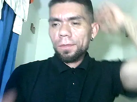 thomas2wood online show from May 19, 11:22 pm