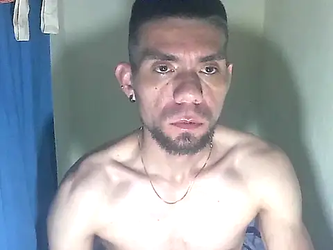 thomas2wood online show from May 22, 11:43 pm