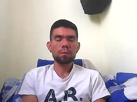 thomas2wood online show from May 29, 5:11 pm
