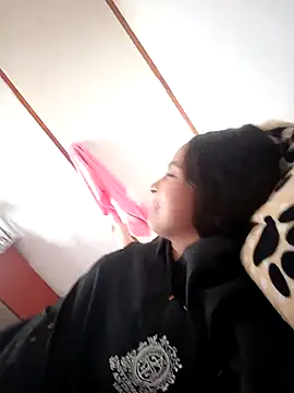 Sexy cloee outdoors online show from April 8, 5:57 pm