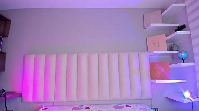 Cherry bom1 online show from April 7, 4:13 am