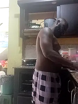 Salchichon18 online show from April 10, 4:01 pm