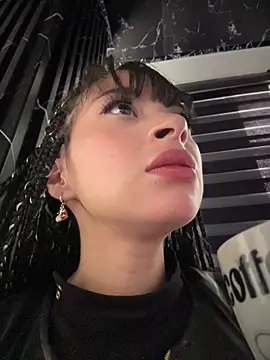 Sasha-firee online show from May 25, 7:20 pm