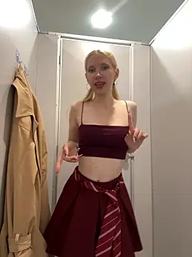 michelle lovique online show from July 23, 8:01 am