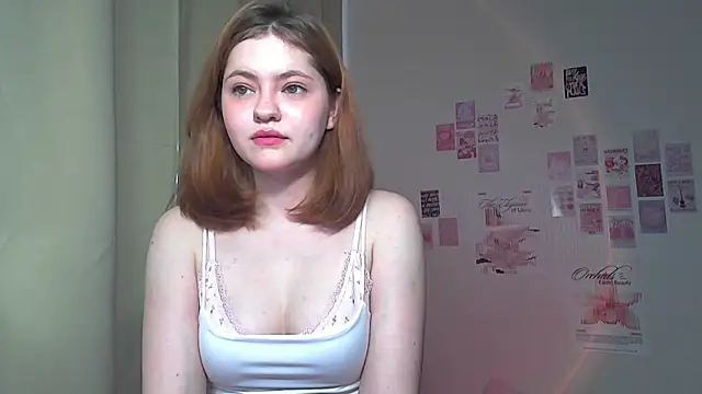 Snapshot of lexie_foxx chatting on April 14, 12:00 pm lexie foxx online show from April 14, 12:00 pm