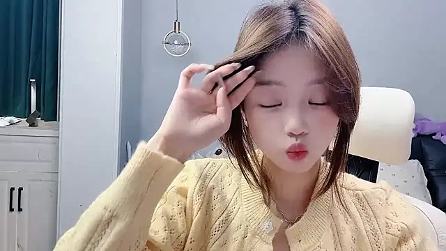 Lilababy00 online show from June 5, 6:52 am
