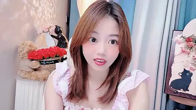 Lilababy00 online show from July 28, 2:13 pm