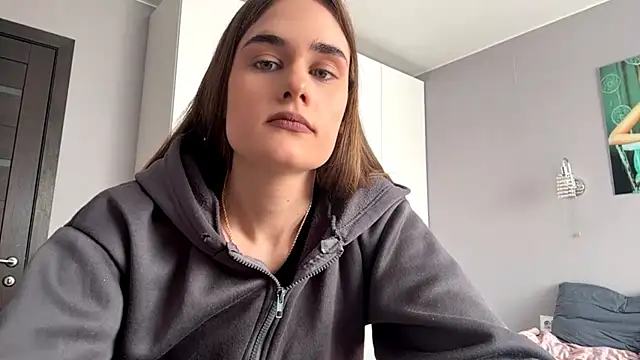 Snapshot of SharellFraleigh chatting on April 10, 12:10 pm SharellFraleigh online show from April 10, 12:10 pm