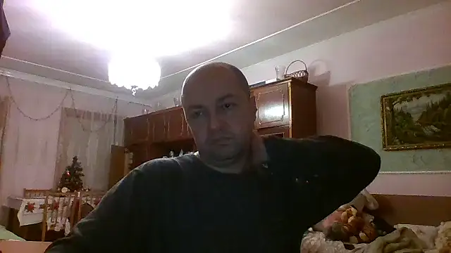 Luceriusbigass online show from December 7, 4:58 pm
