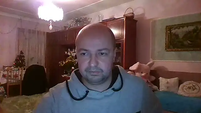 Luceriusbigass online show from January 20, 3:50 pm
