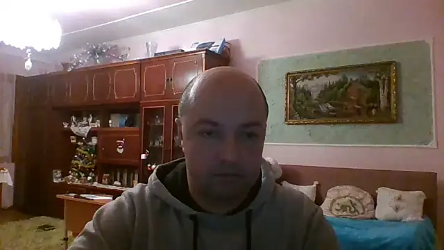 Luceriusbigass online show from February 9, 4:50 pm