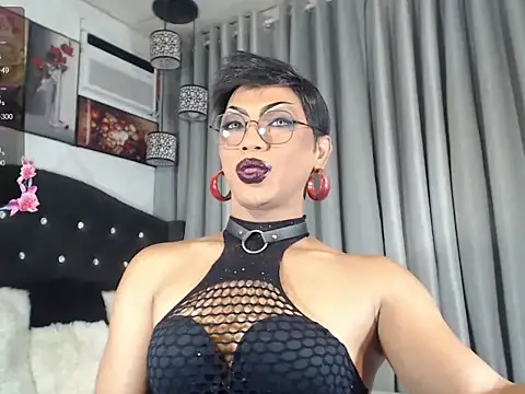 ButtWhoreBELLA online show from July 30, 9:47 pm