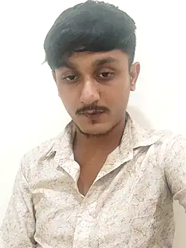 ROMEO JULIET0022 online show from April 19, 10:45 pm