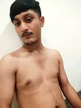 ROMEO JULIET0022 online show from April 21, 12:34 am