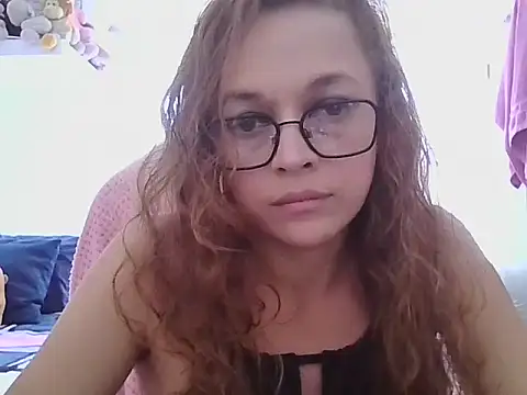 Snapshot of Lannah__ chatting on April 9, 2:44 pm Lannah online show from April 9, 2:44 pm