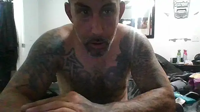 Snapshot of tenser59 chatting on May 25, 8:04 pm tenser59 online show from May 25, 8:04 pm