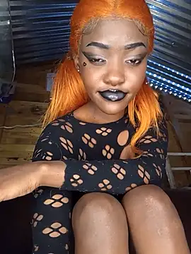 Snapshot of Your_Goddess_Freya chatting on July 25, 12:09 am Your Goddess Freya online show from July 25, 12:09 am