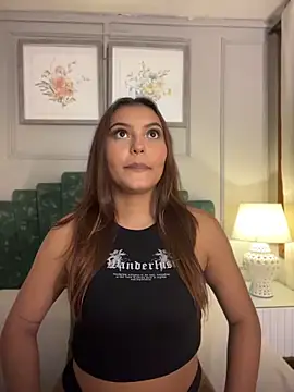 Snapshot of jane_midnight chatting on April 9, 3:39 am jane midnight online show from April 9, 3:39 am